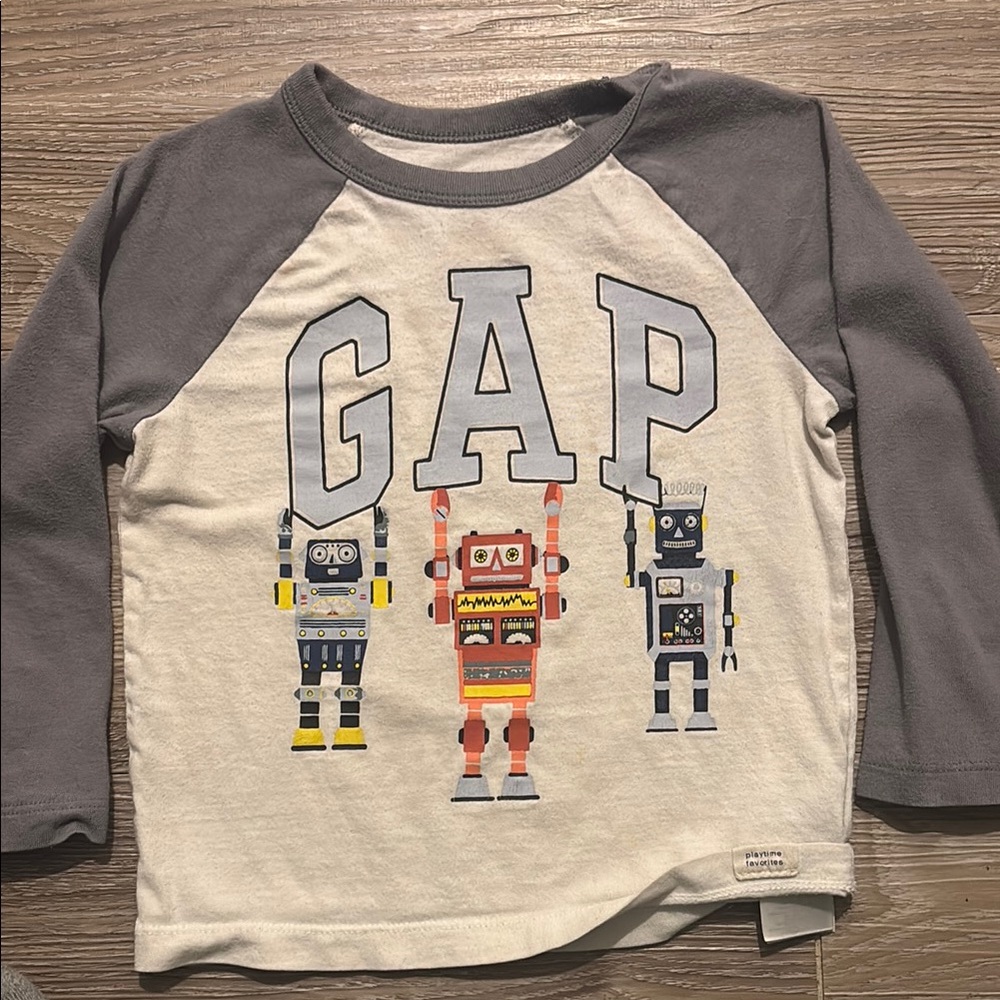GAP Kids Gray and White Robot Graphic Shirt